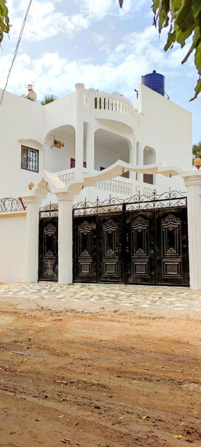 Dulaa Deema Residence Brufut Heights Tranquil Екстер'єр фото