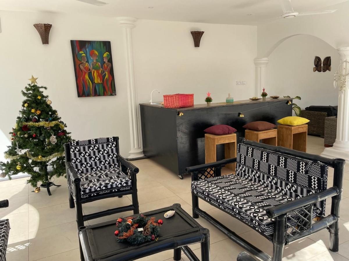 Dulaa Deema Residence Brufut Heights Tranquil Екстер'єр фото