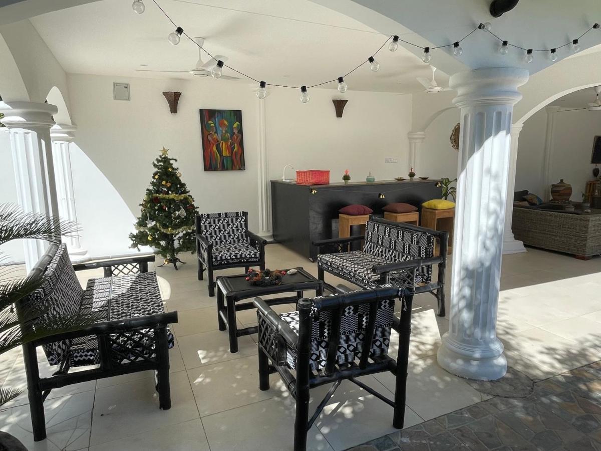 Dulaa Deema Residence Brufut Heights Tranquil Екстер'єр фото